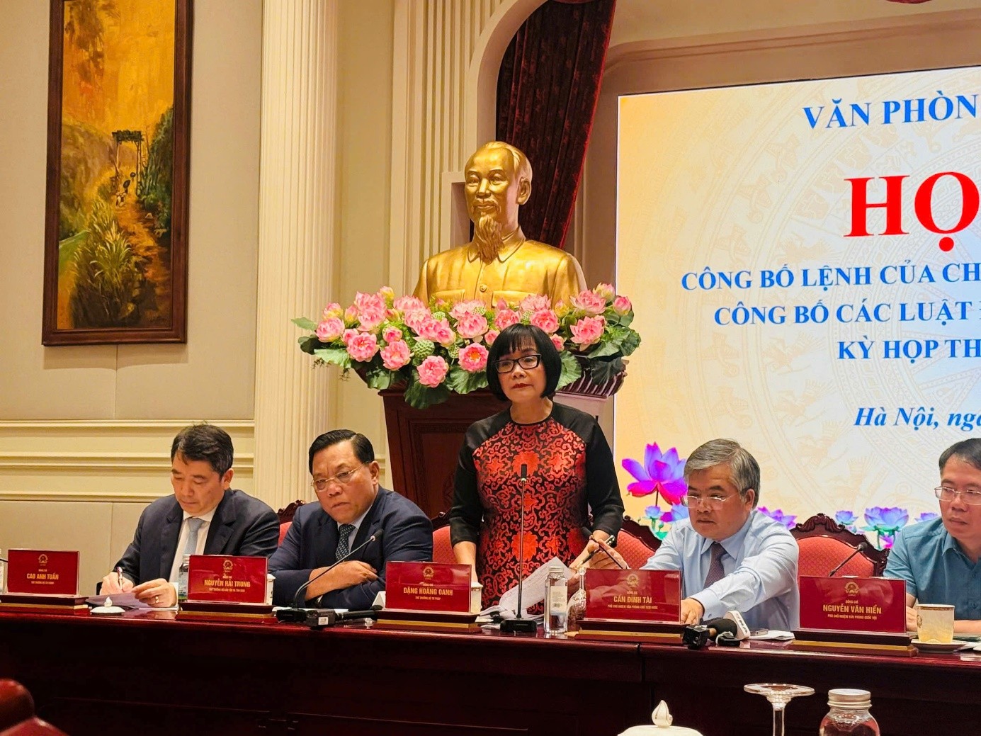 tuyen-truyen-luat-tiep-can-thong-tin-moi