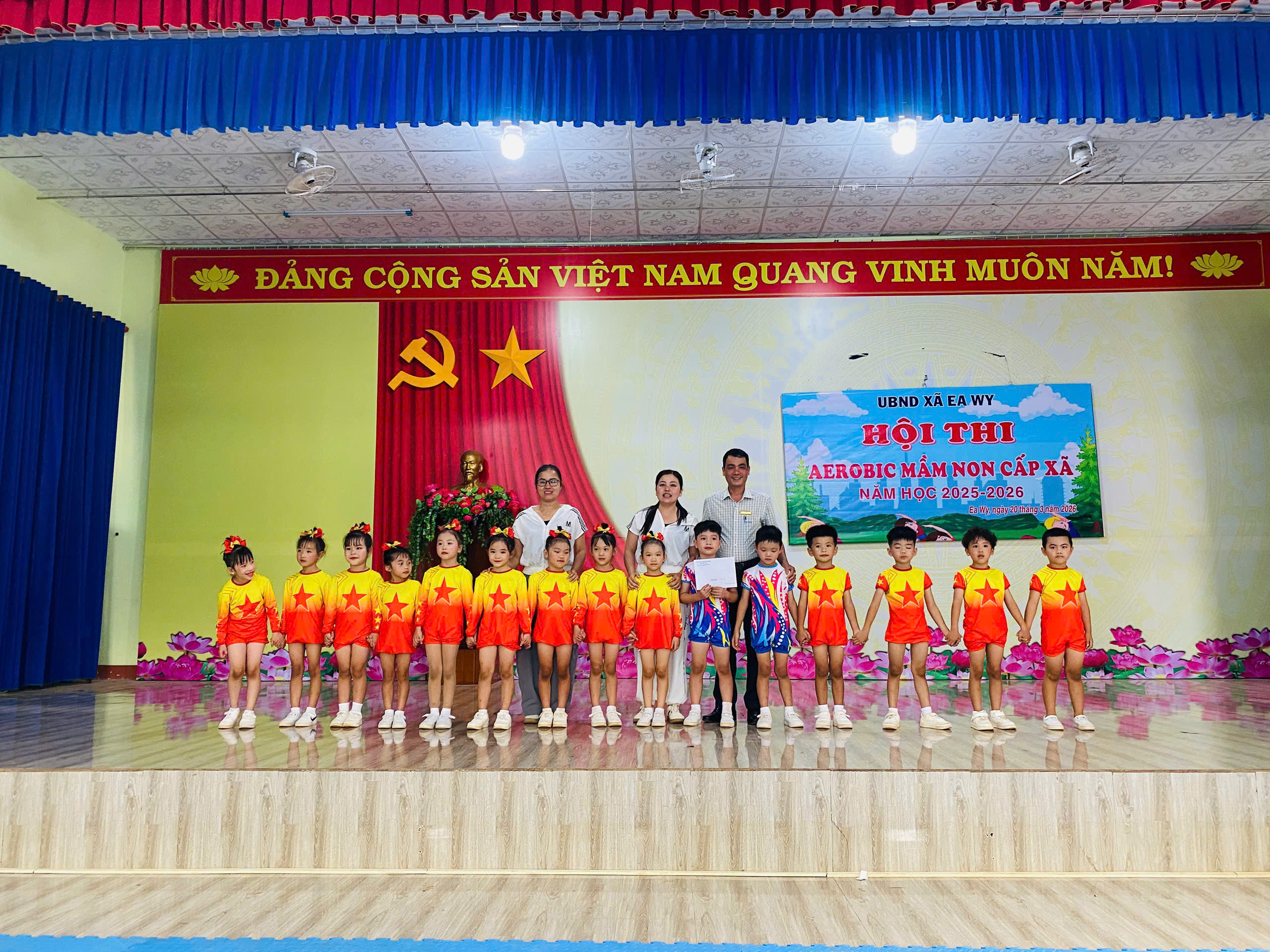 XÃ EA WY TỔ CHỨC THÀNH CÔNG HỘI THI AEROBIC MẦM NON NĂM HỌC 2025 – 2026