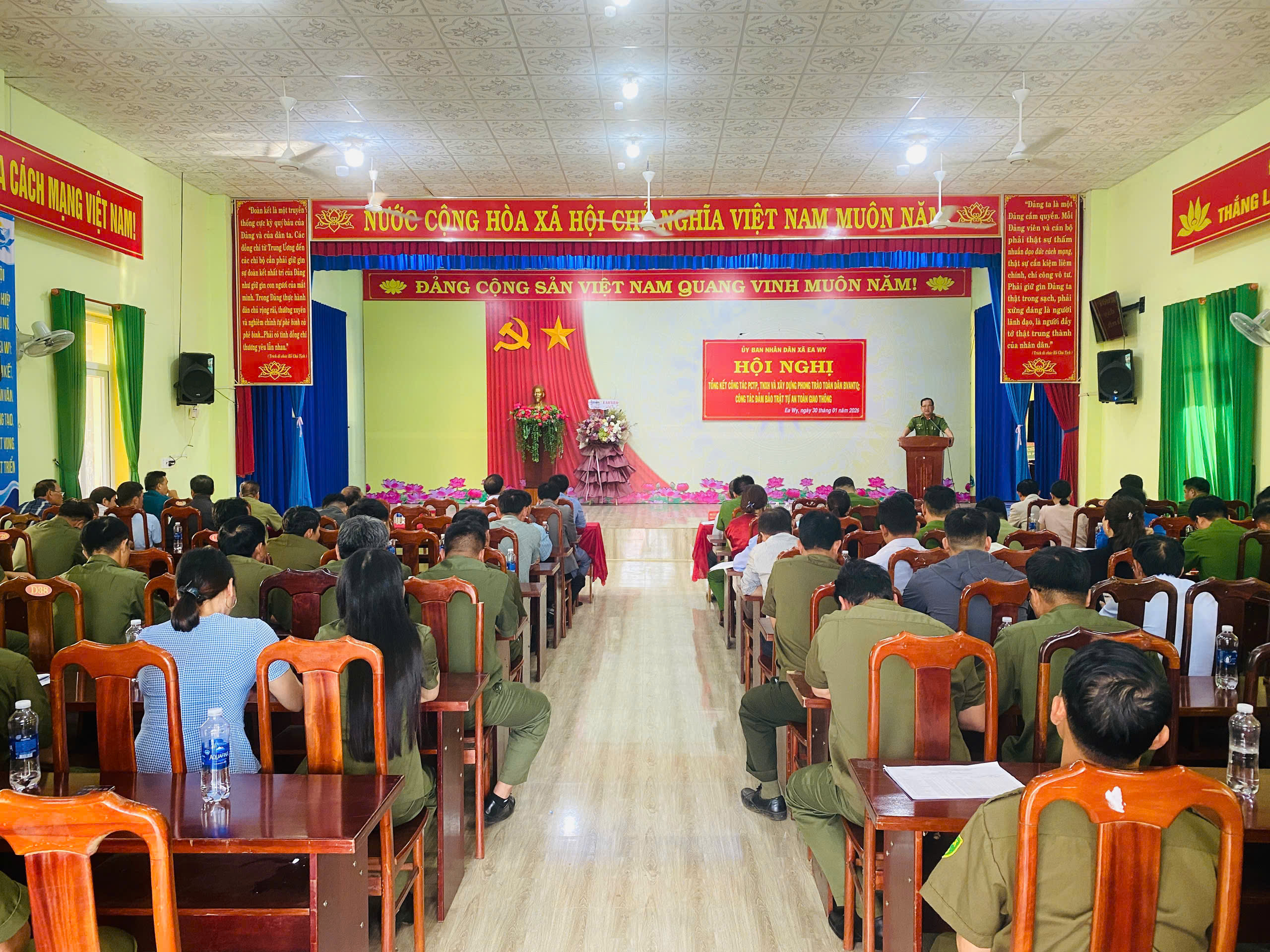 Xã Ea Wy tổ chức Hội nghị tổng kết công tác XDPT toàn dân bảo vệ ANTQ năm 2025