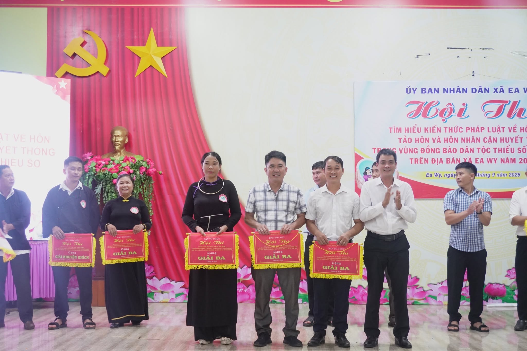 Thôn An Hòa xuất sắc giành giải nhất tại Hội thi tìm hiểu pháp luật về hôn nhân, tảo hôn và hôn nhân cận huyết thống  trong vùng đồng bào dân tộc thiểu số và miền núi xã Ea Wy năm 2026