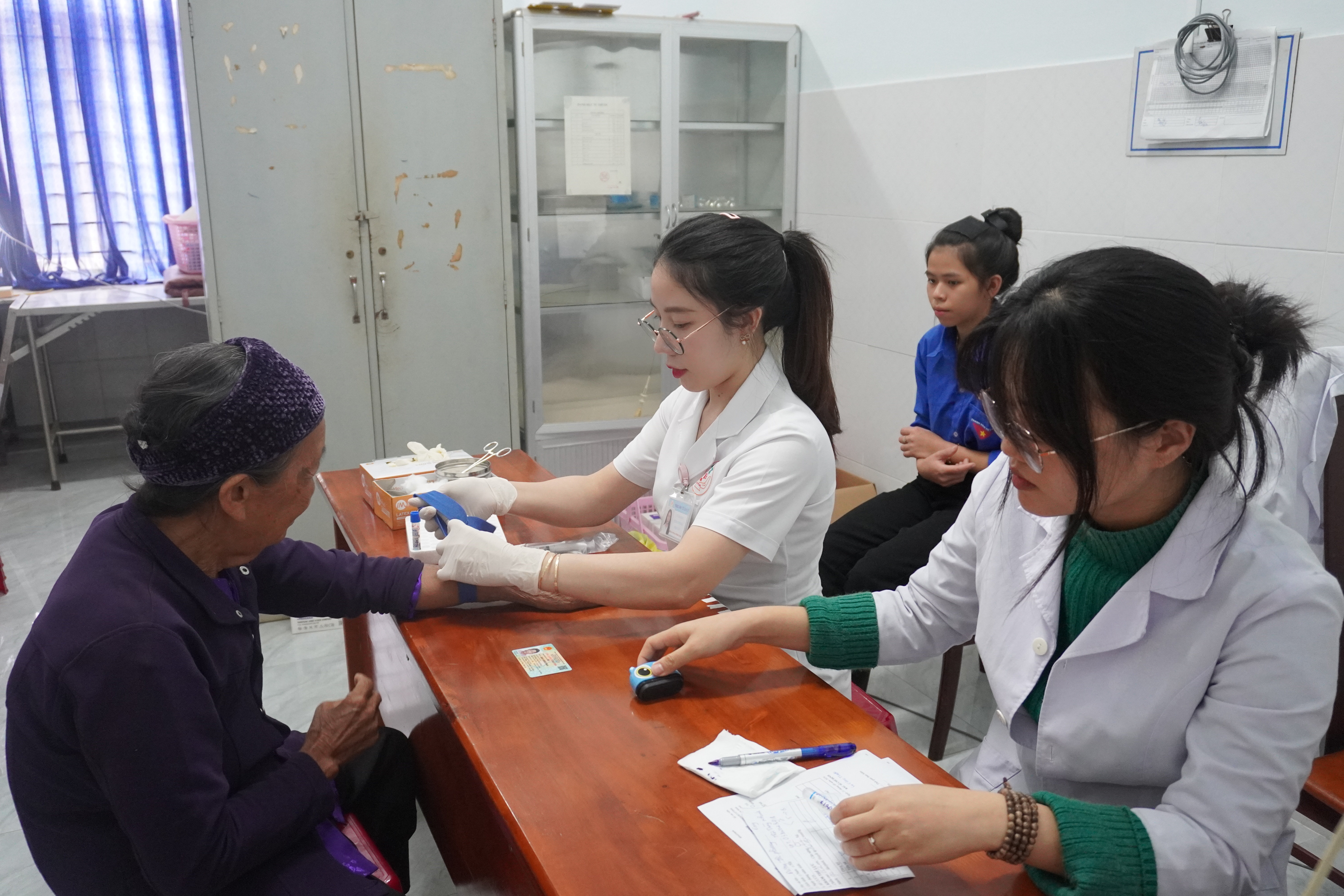 Xã Ea Wy tổ chức Chương trình khám sức khỏe toàn dân miễn phí cho các đối tượng ưu tiên đợt I năm 2026